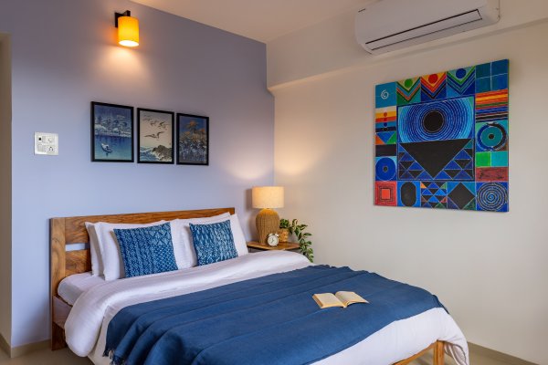 Image Title Goes Here